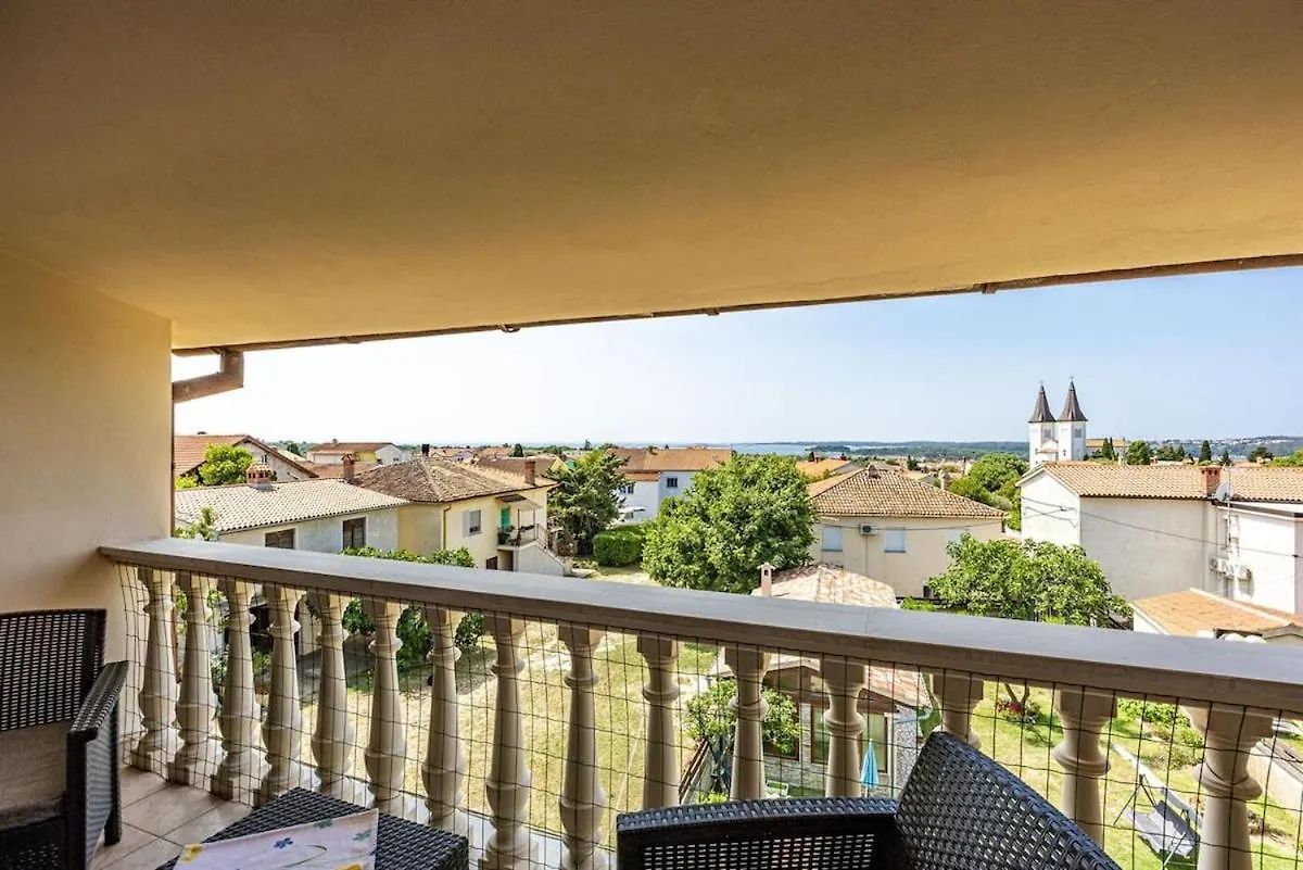 Stylish Sea View 2 Bedroom Apartment With Terrace Μεντουλίν