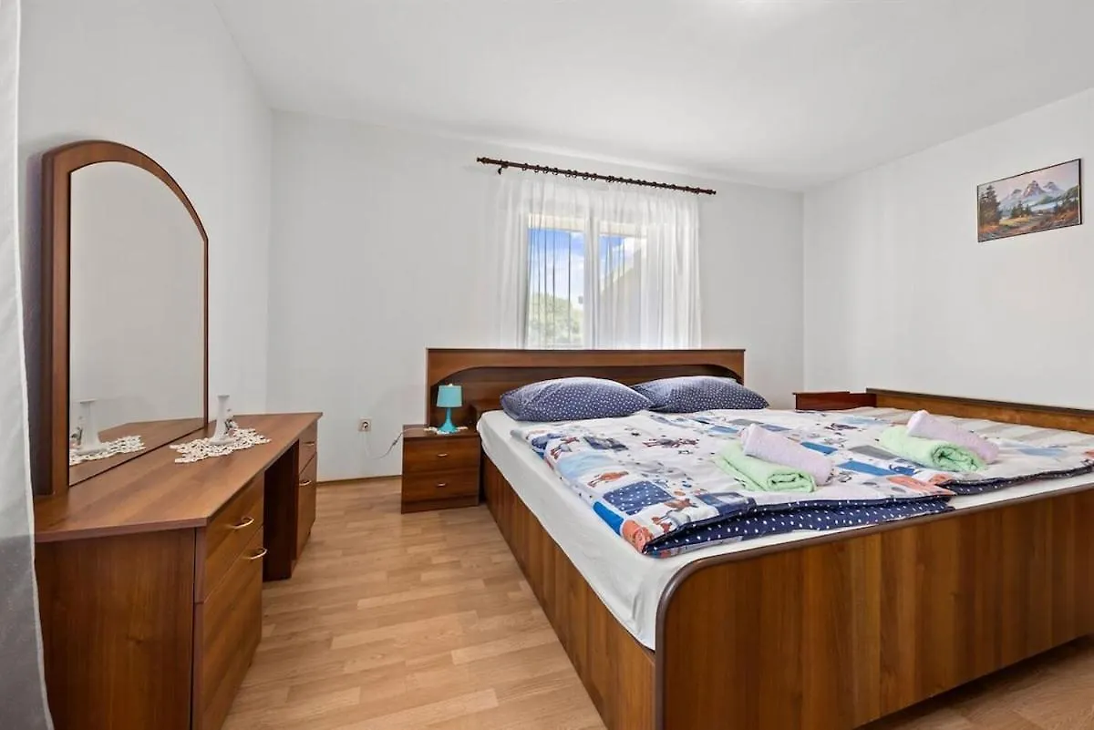 Stylish Sea View 2 Bedroom Apartment With Terrace Μεντουλίν Κροατία