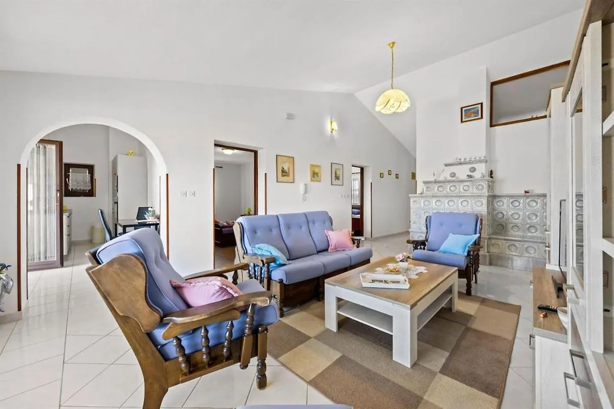 Stylish Sea View 2 Bedroom Apartment With Terrace 梅杜林 克罗地亚